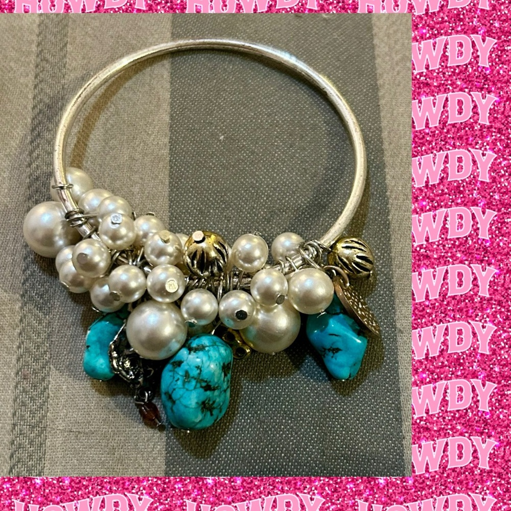Elegant Pearl and Turquoise Bracelet